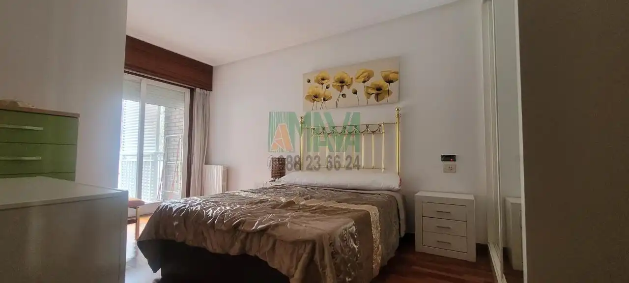 Schlafzimmer von Wohnung zur Miete in Ourense Capital  mit Heizung, Möbliert und Balkon