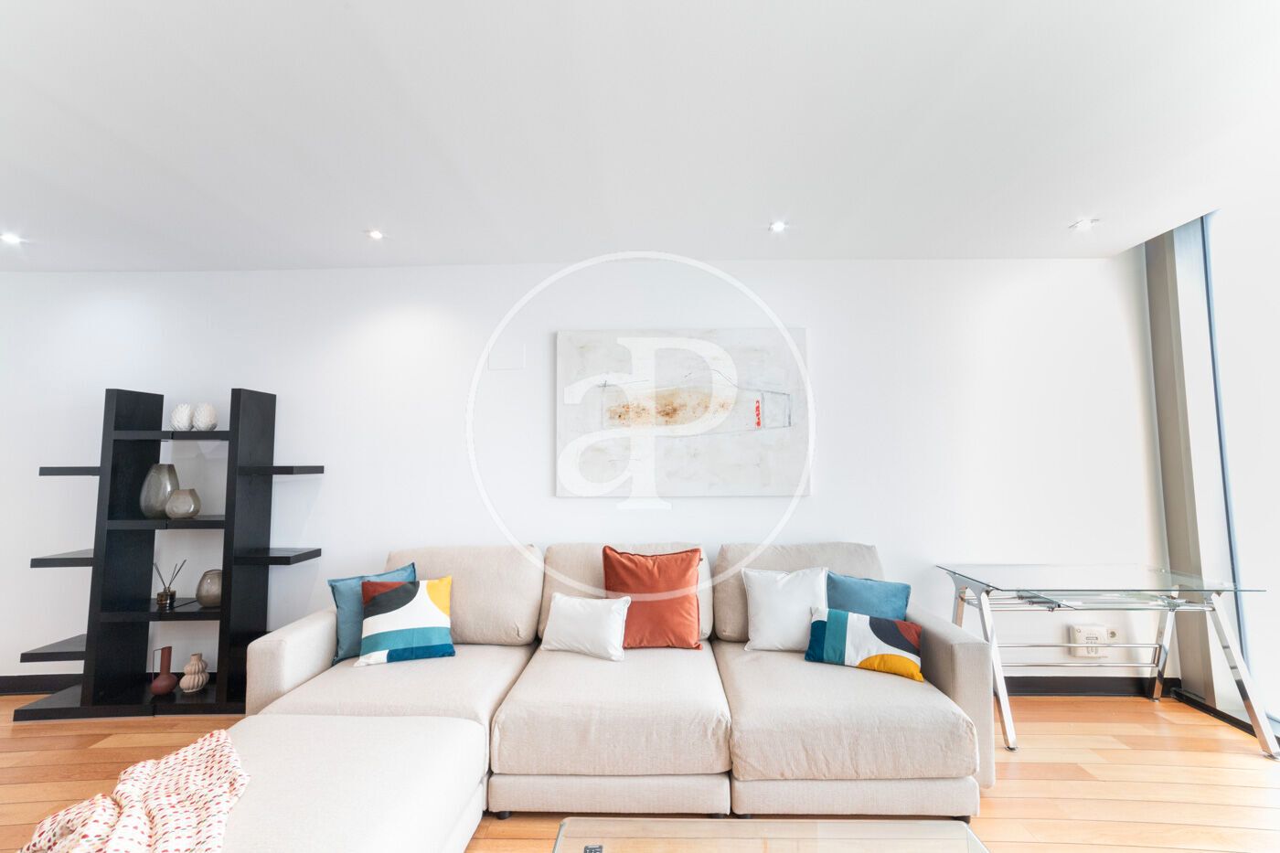 Living room of Flat to rent in  Madrid Capital  with Air Conditioner, Heating and Furnished