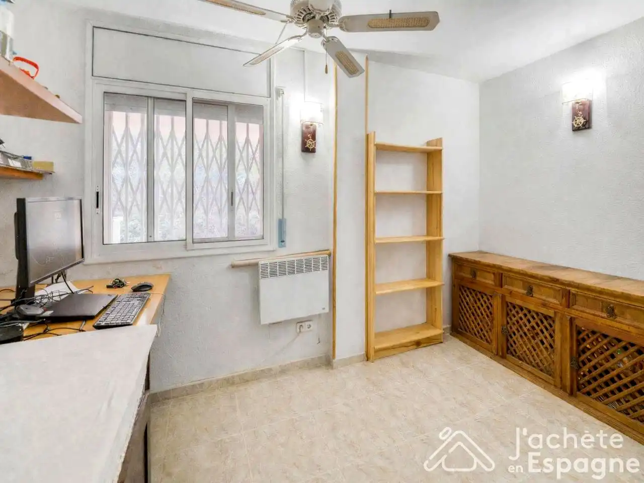 Habitación de Ático en venta en Vandellòs i l'Hospitalet de l'Infant con Aire acondicionado, Terraza y Amueblado