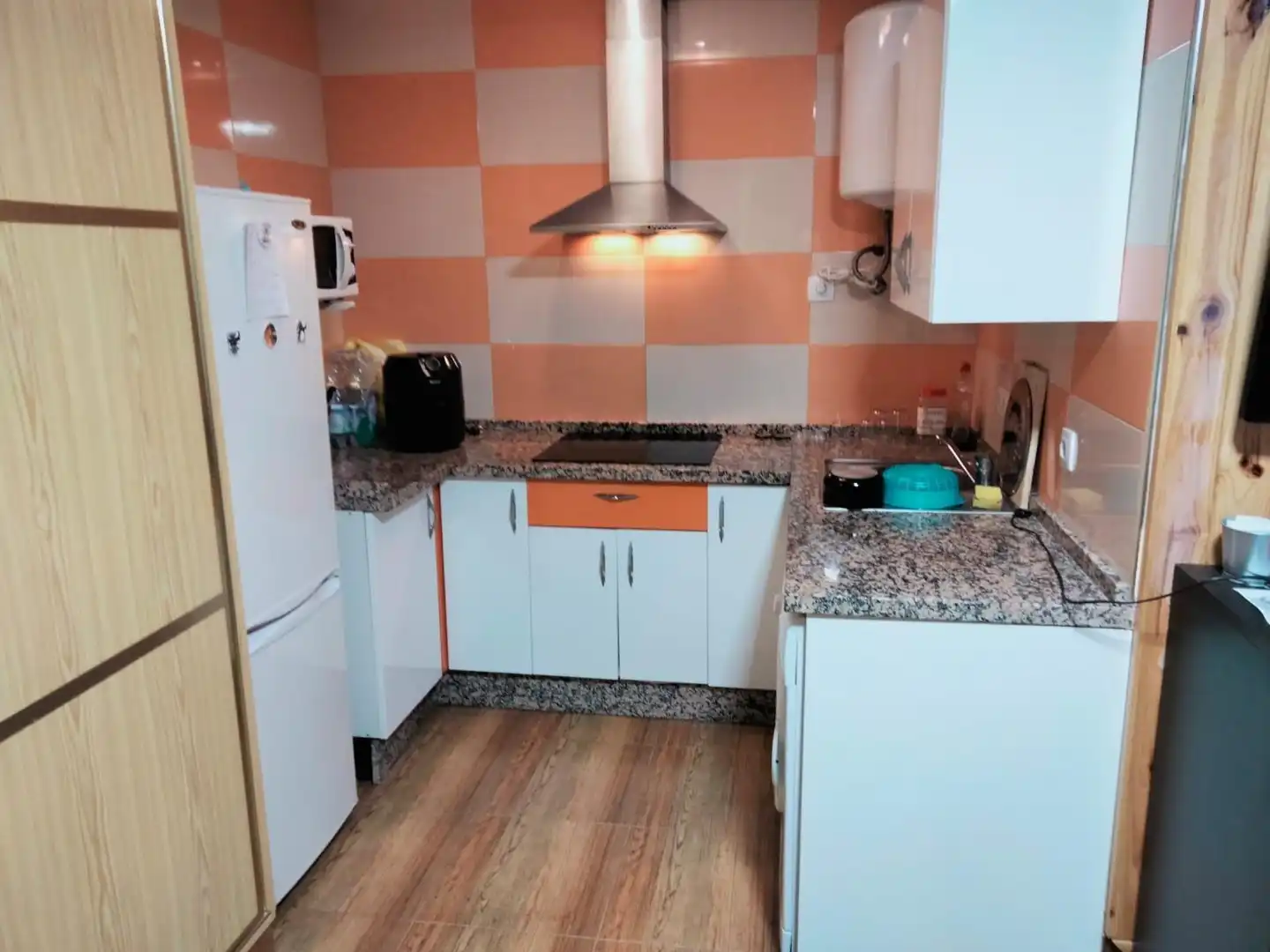 Cocina de Estudio de alquiler en Puerto de la Torre - Atabal
