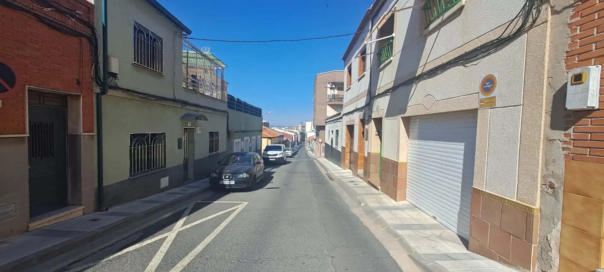 Vista exterior de Casa o xalet en venda en Puertollano amb Aire condicionat, Calefacció i Traster