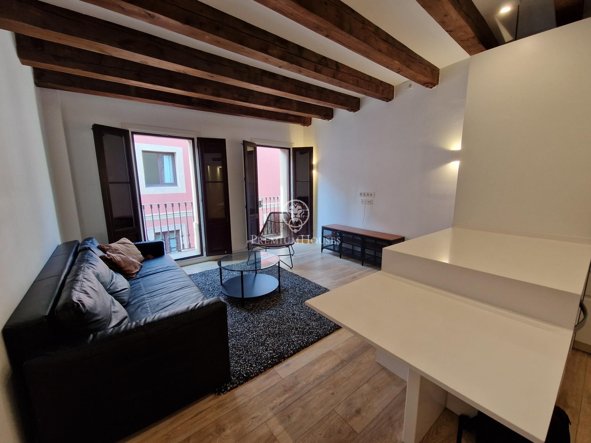 Exterior view of Flat for sale in  Barcelona Capital  with Parquet flooring, Balcony and Alarm