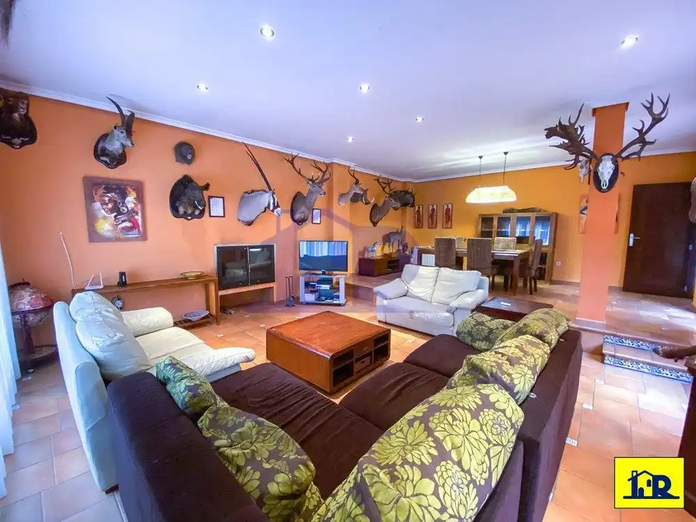 Living room of Houses for sale in Arcas del Villar  with Air Conditioner, Heating and Terrace