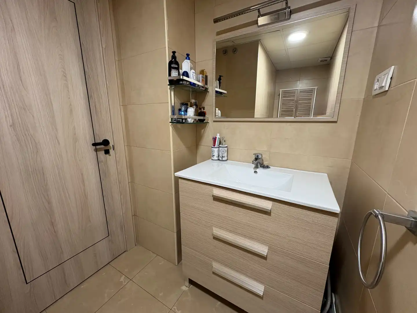 Badezimmer von Maisonette zum Verkauf in Vallgorguina mit Klimaanlage, Heizung und Terrasse