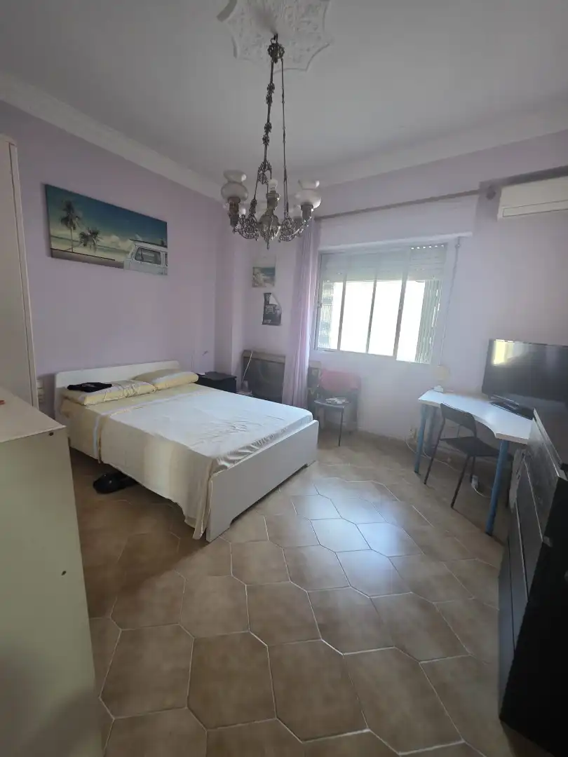 Habitación de Piso en venta en Valencia con Amueblado y Horno