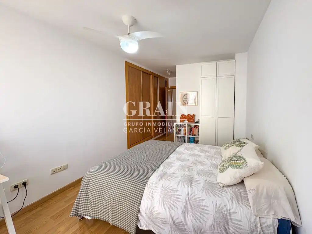 Habitación de Apartamento en venta en Albacete con Aire acondicionado y Calefacción