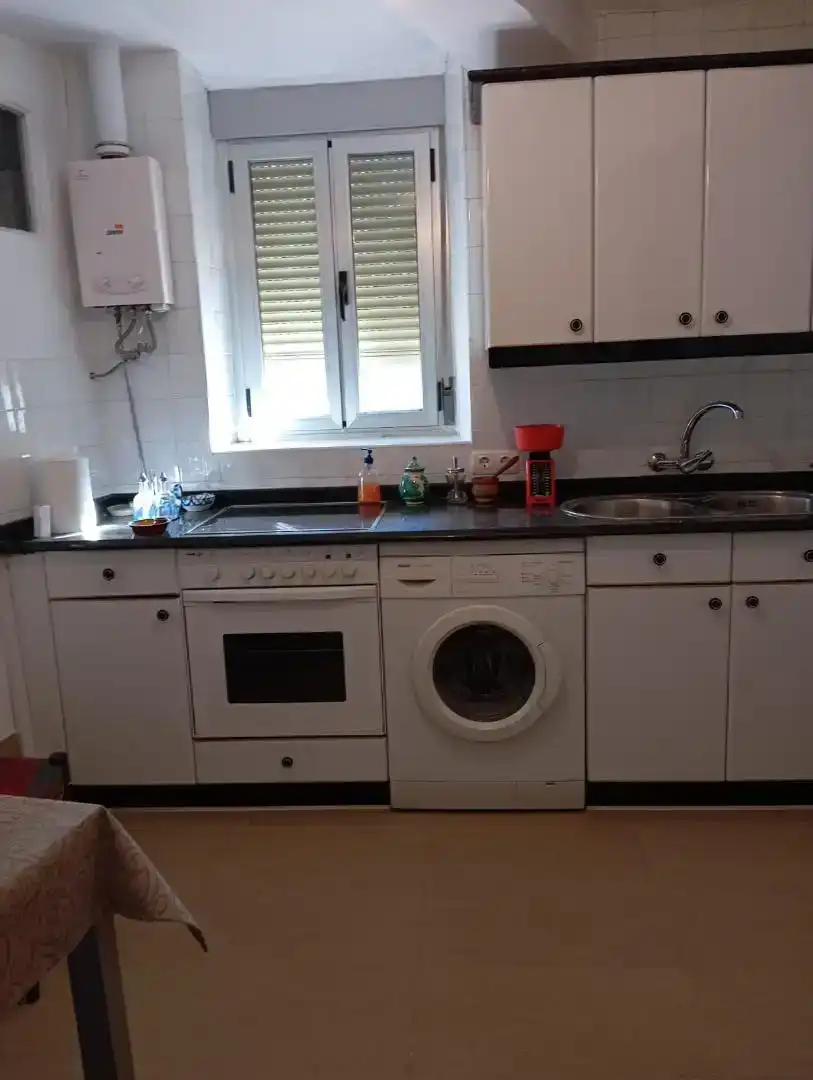 Cocina de Casa o chalet en venta en Palacios de Riopisuerga con Jardín privado, Parquet y Trastero