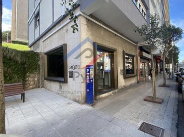 Local commercial à vendre à Calle Camilo Alonso Vega