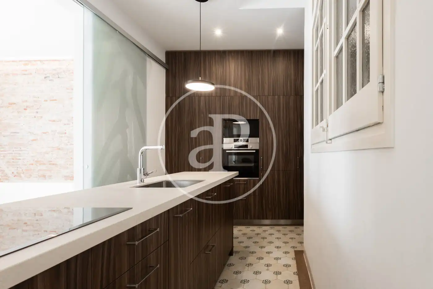 Flat with terrace to rent in C/ de Provença, imagen 4