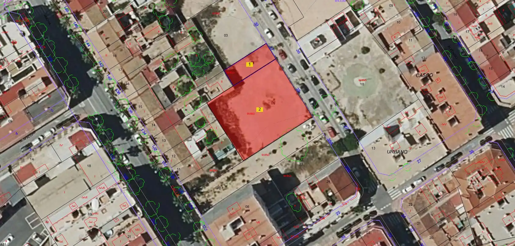 Terreny residencial en venda a Calle Reyes Católicos 37