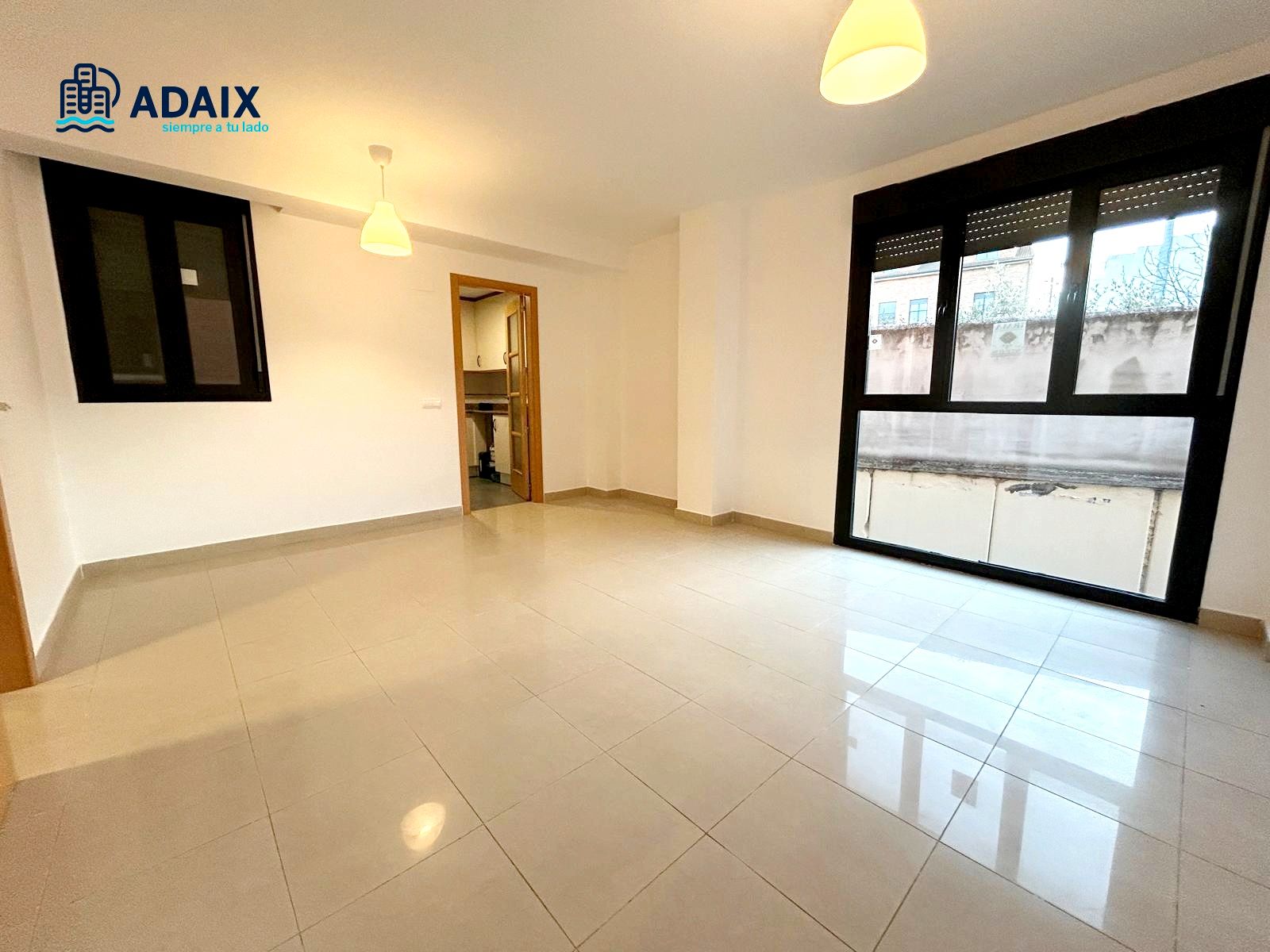 Exterior view of Duplex to rent in Casarrubios del Monte  with Air Conditioner, Storage room and Oven