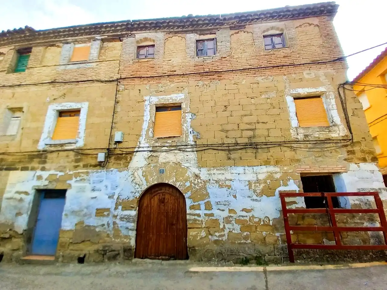 Vista exterior de Casa o chalet en venta en Luna con Jardín privado, Terraza y Trastero