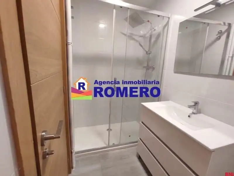 Badezimmer von Wohnung zum Verkauf in Santiago de Compostela 