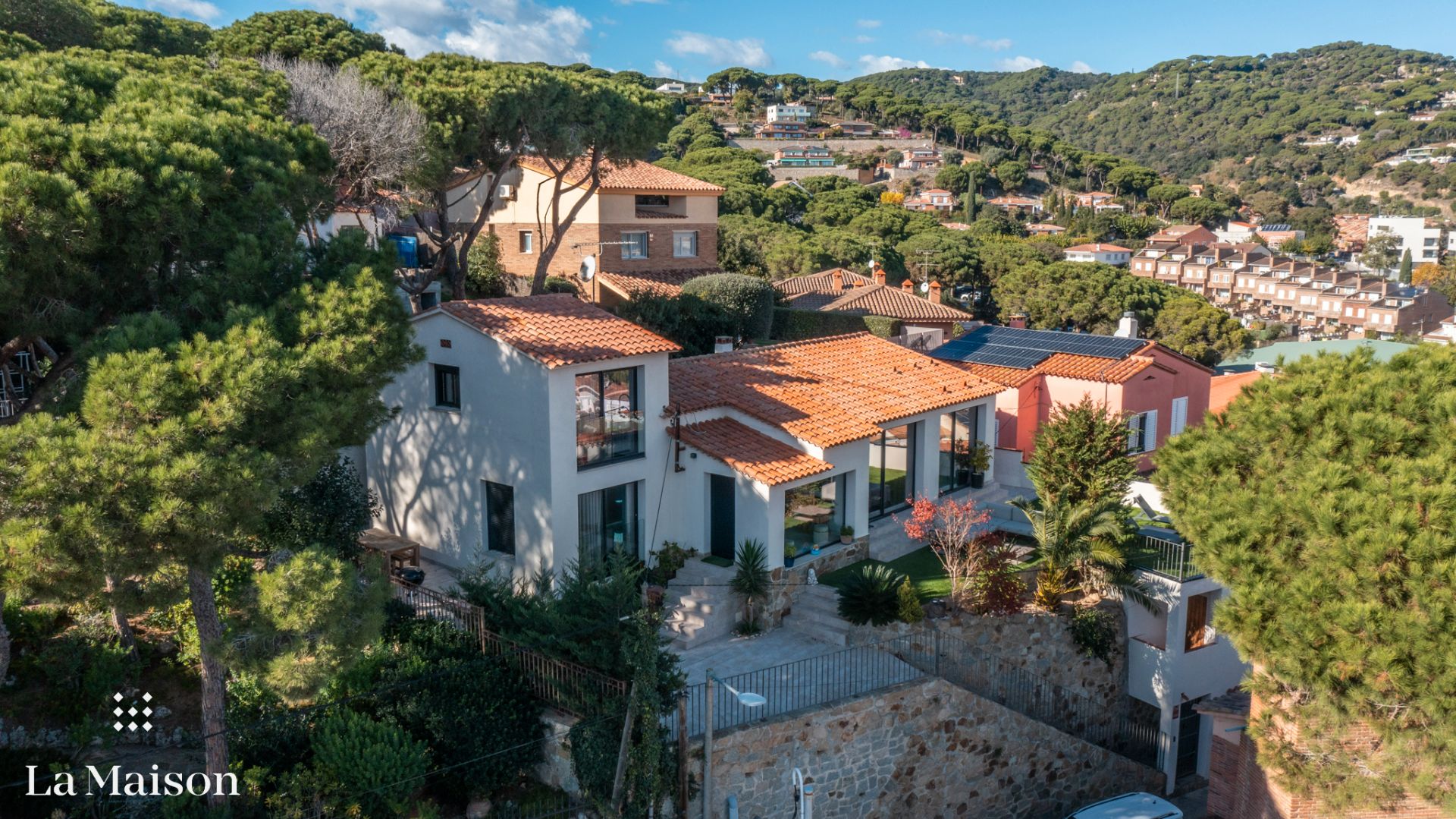 Vista exterior de Casa o xalet en venda en Sant Andreu de Llavaneres amb Aire condicionat, Calefacció i Alarma