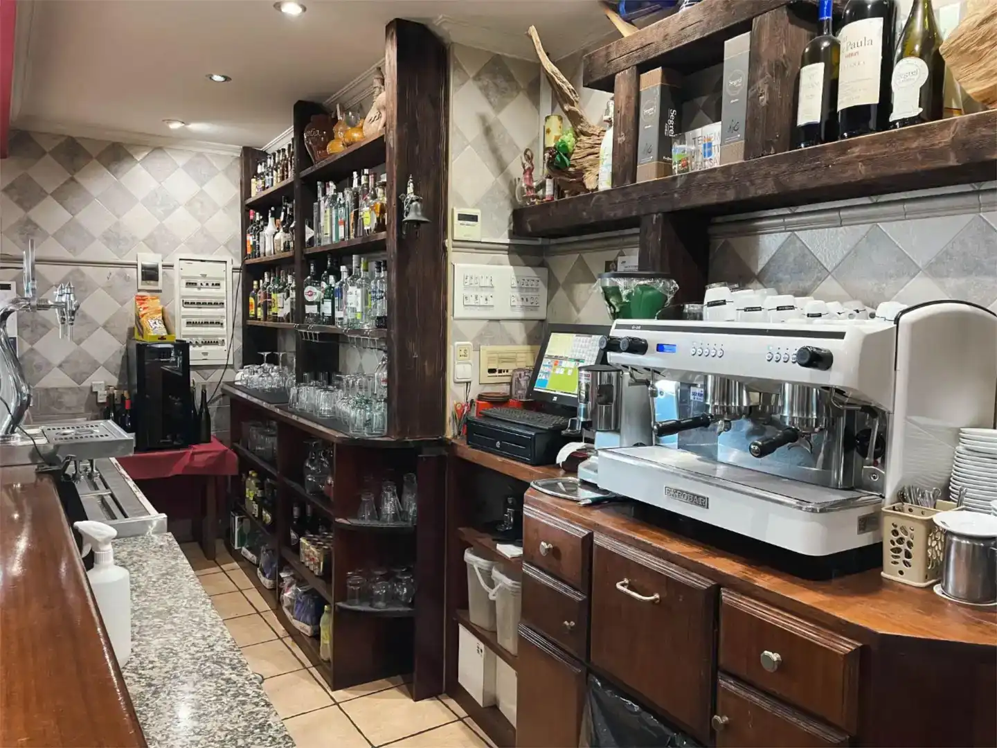 Local de alquiler en Meaño, Pontevedra
