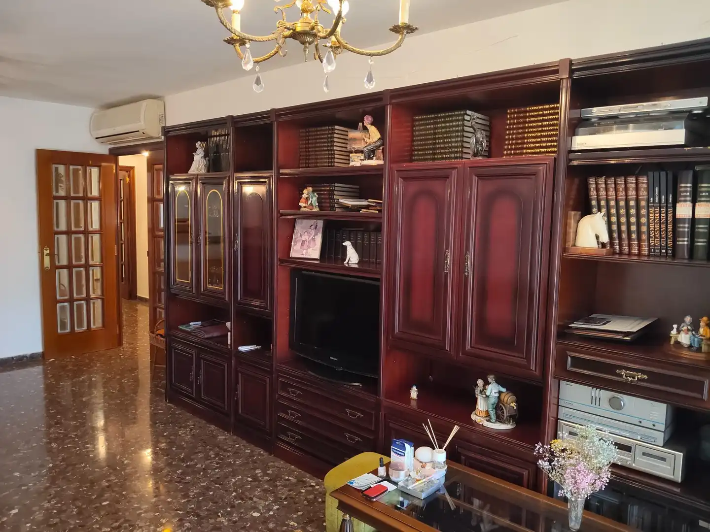 Sala d'estar de Pis en venda en Zaragoza amb Aire condicionat, Calefacció i Traster