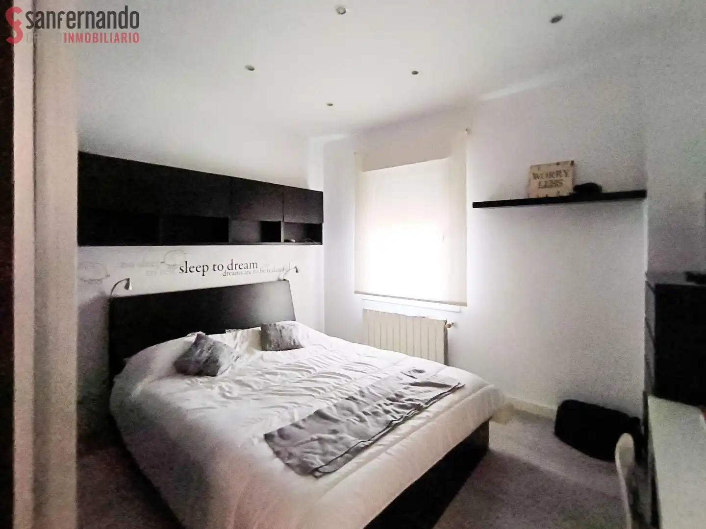 Schlafzimmer von Wohnung zum Verkauf in Santander mit Heizung