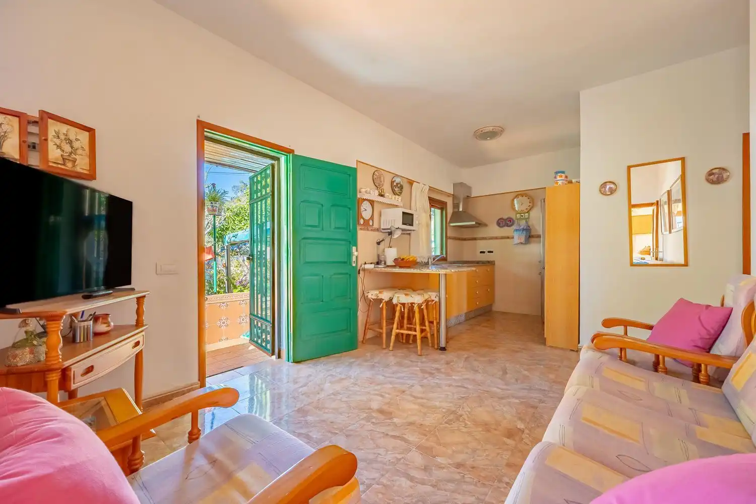 Cuina de Casa o xalet en venda en Vega de San Mateo amb Jardí privat i Terrassa