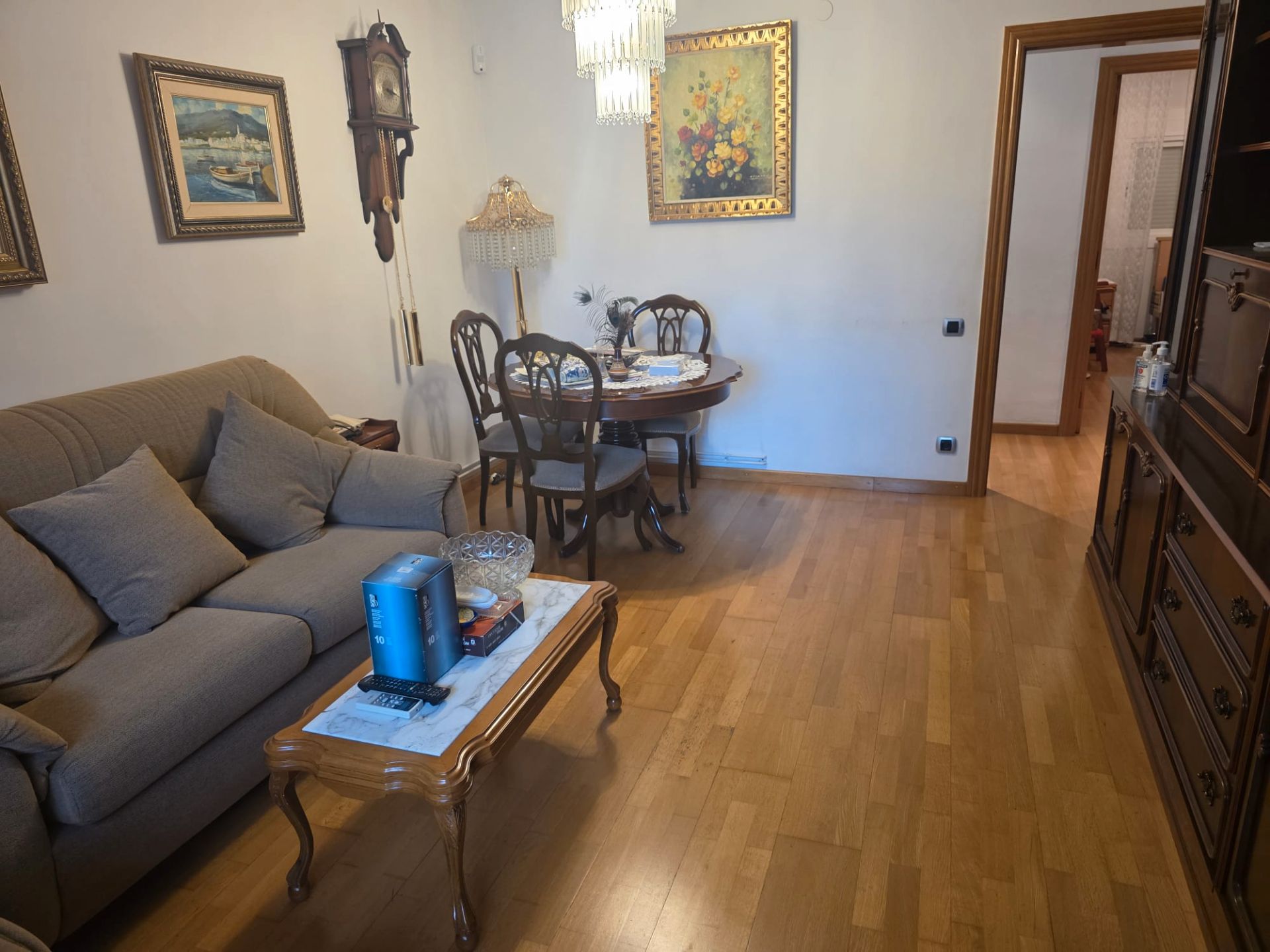 Living room of Flat to rent in  Barcelona Capital  with Air Conditioner and Parquet flooring