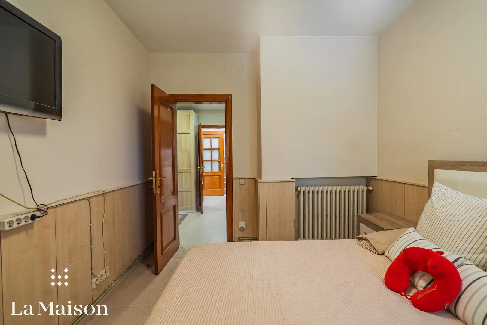 Dormitori de Casa o xalet en venda en La Roca del Vallès amb Calefacció, Jardí privat i Traster