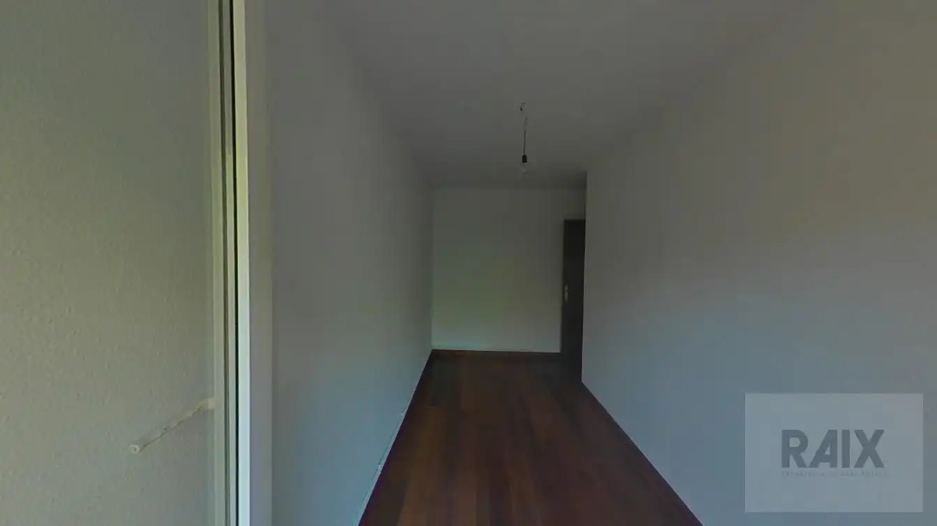 Piso en venta en Sabadell con Calefacción y Terraza