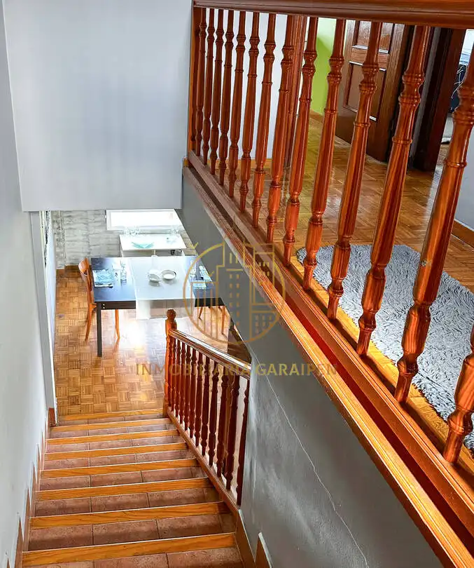 Casa adosada en venda en Funes amb Traster