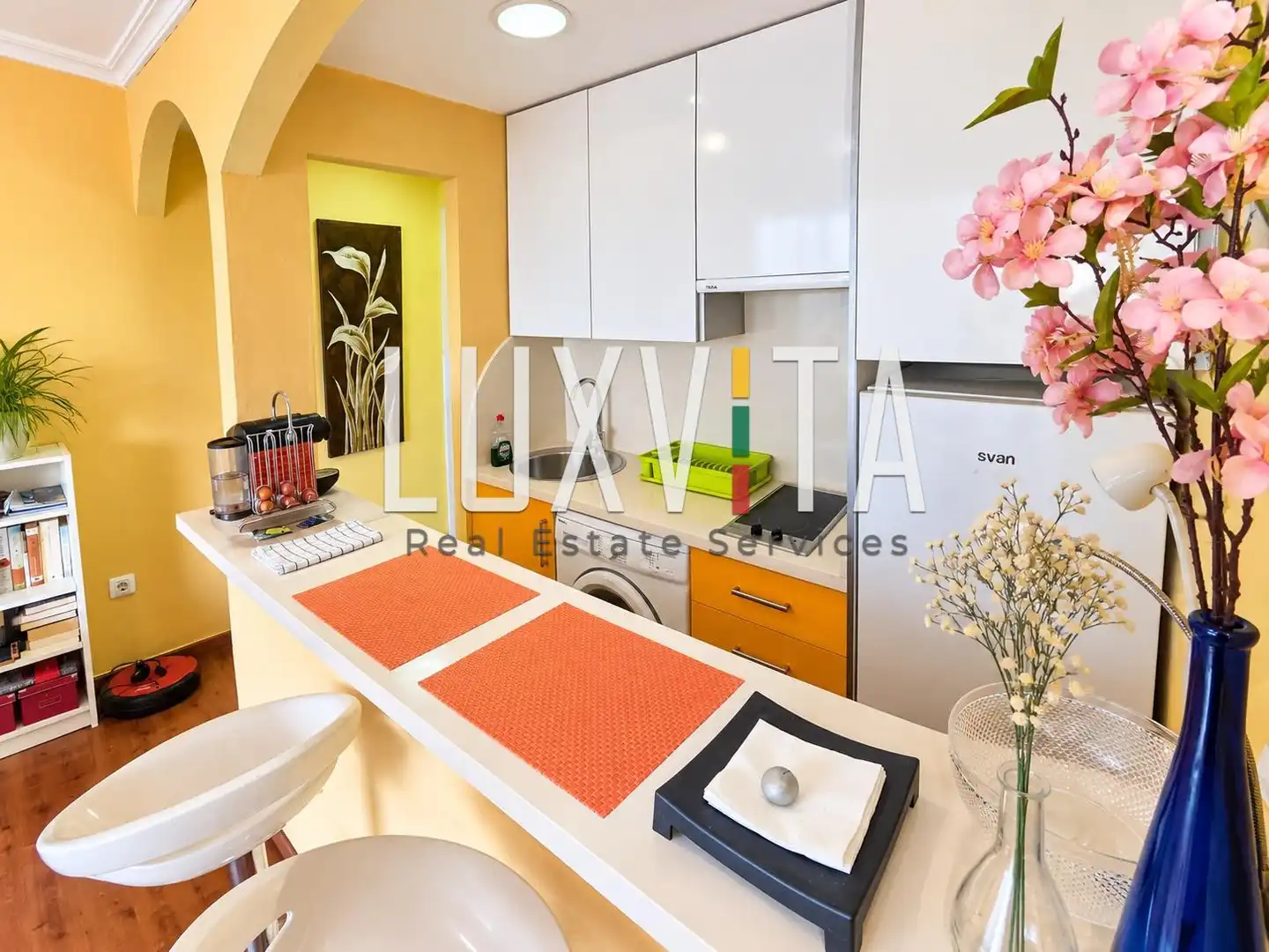Kitchen of Apartments for sale in Playa de las Américas