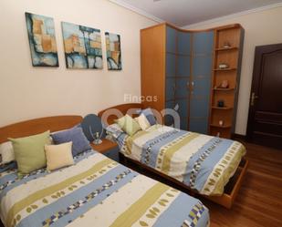 Bedroom of Flat for sale in Santurtzi   with Heating and Furnished