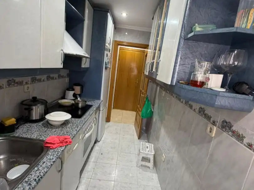 Cuina de Pis en venda en Alcalá de Henares amb Aire condicionat, Terrassa i Balcó