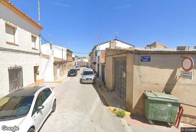 Piso en Venta en CJ ONCE en Fuentealbilla