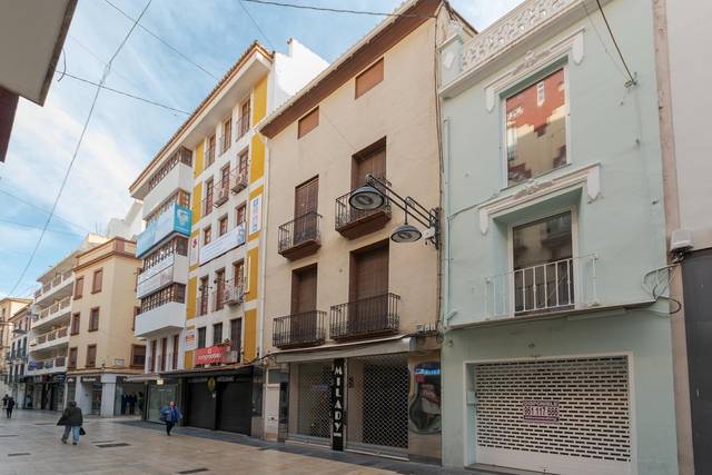 Edificio en Venta en Calle MAJOR en Centro Histórico