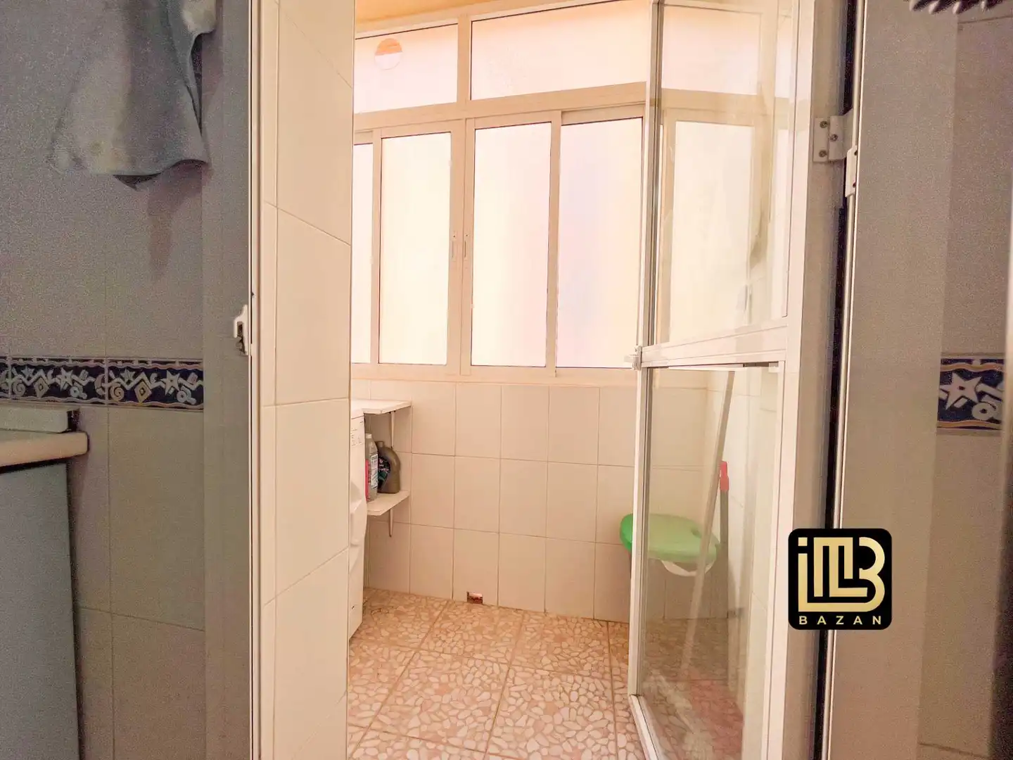 Baño de Piso de alquiler en Málaga con Aire acondicionado, Terraza y Amueblado
