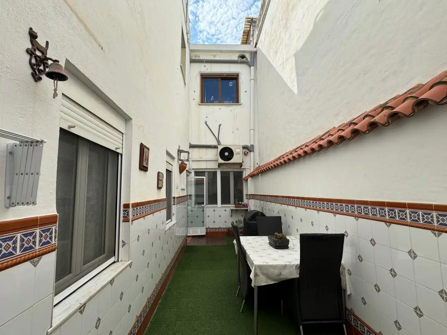 Vista exterior de Casa o xalet en venda en Algemesí amb Terrassa