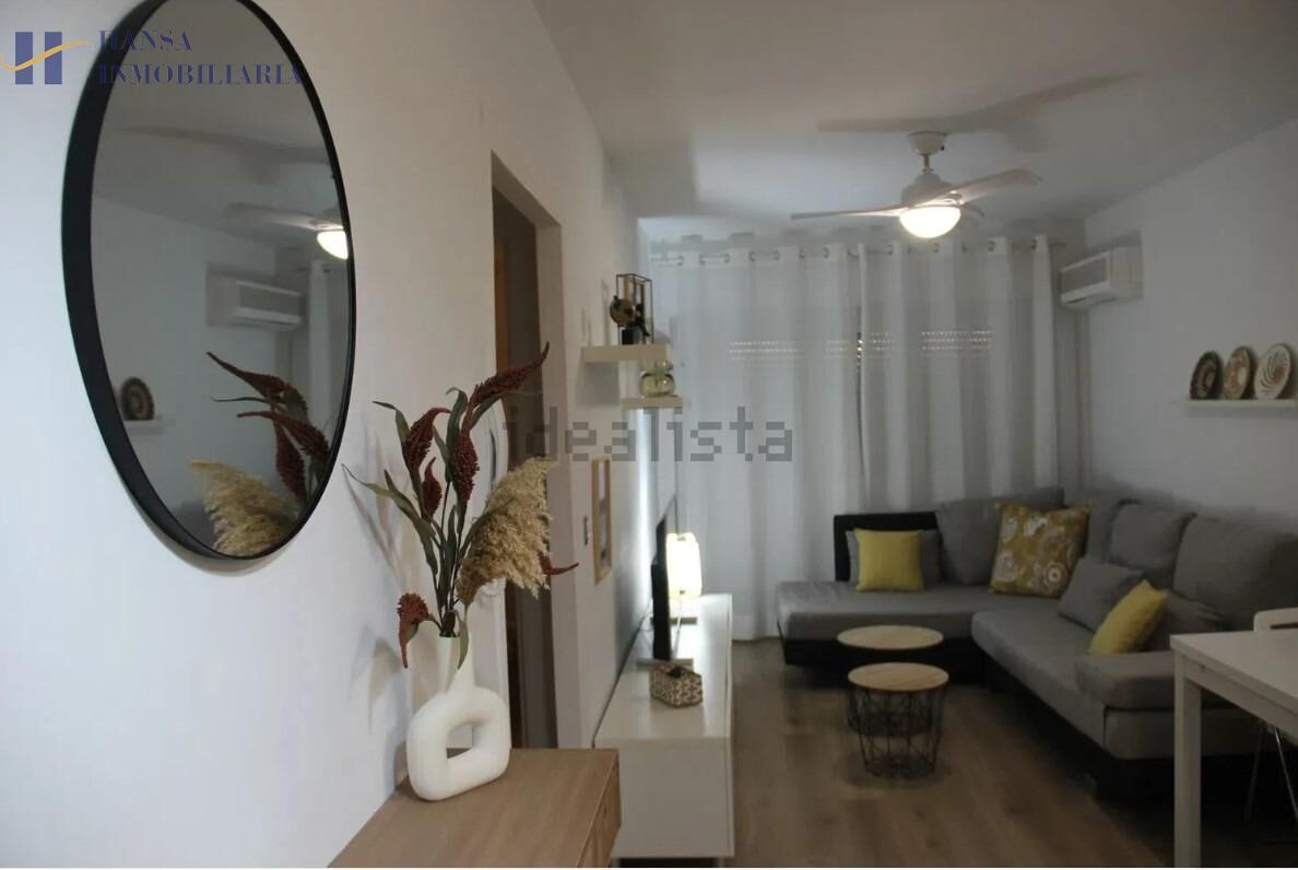 Sala d'estar de Pis en venda en Alicante / Alacant amb Aire condicionat