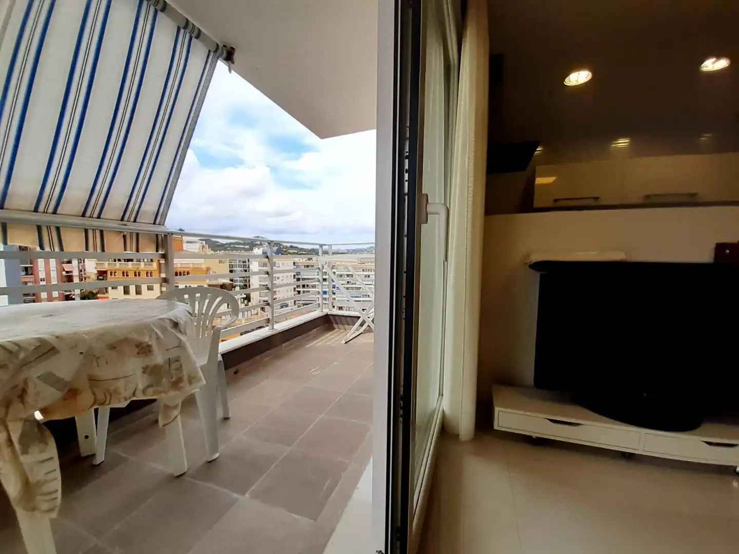 Apartamento con ascensor en venta en Zona Pueblo, imagen 2