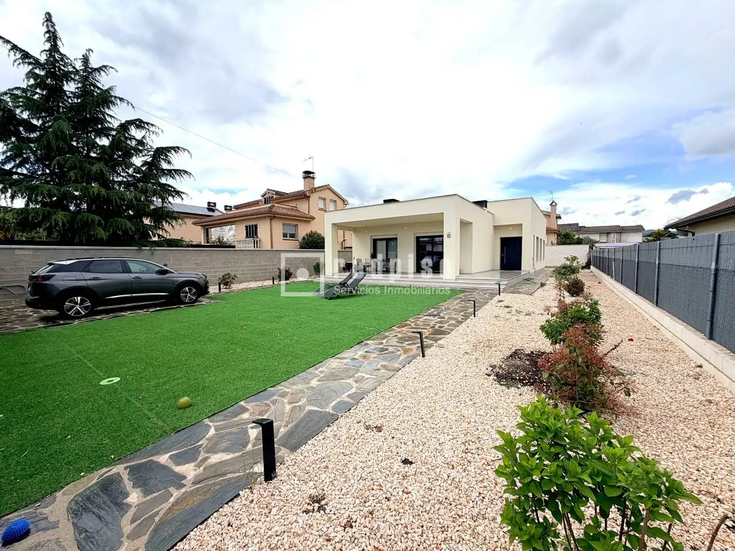 Exterior view of Houses for rent in Soto del Real  with Heating and Private garden