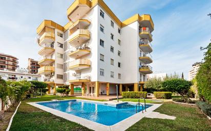 Vista exterior de Apartament en venda en Torremolinos amb Aire condicionat i Piscina comunitària