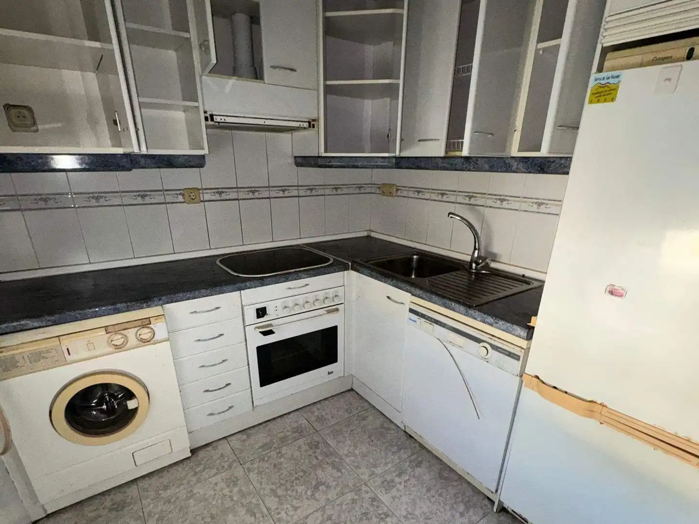 Cuina de Pis en venda en El Real de San Vicente amb Traster