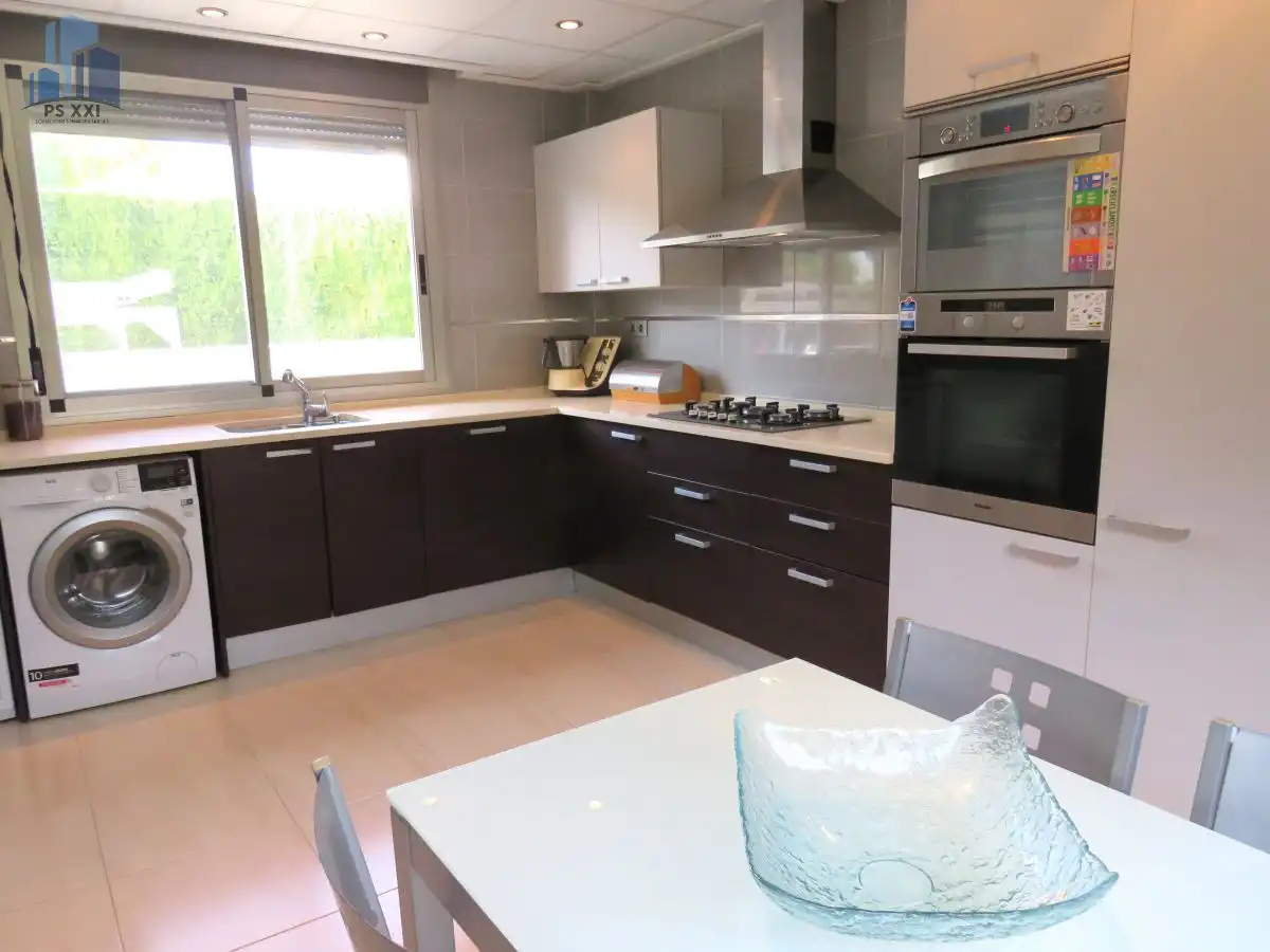 Cuina de Casa o xalet en venda en Burriana / Borriana amb Aire condicionat, Calefacció i Terrassa