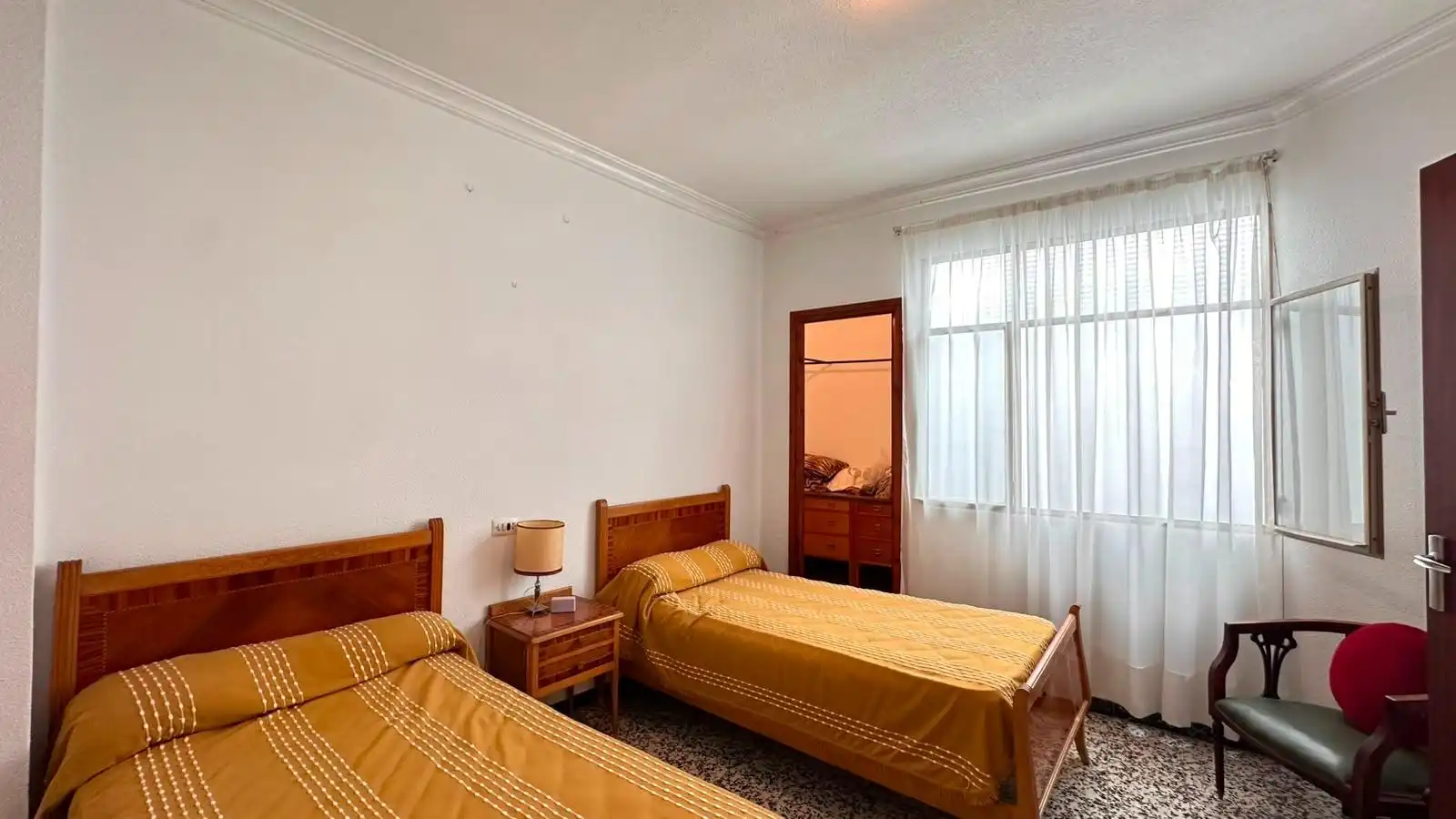 Dormitori de Casa o xalet en venda en Carlet amb Terrassa i Traster
