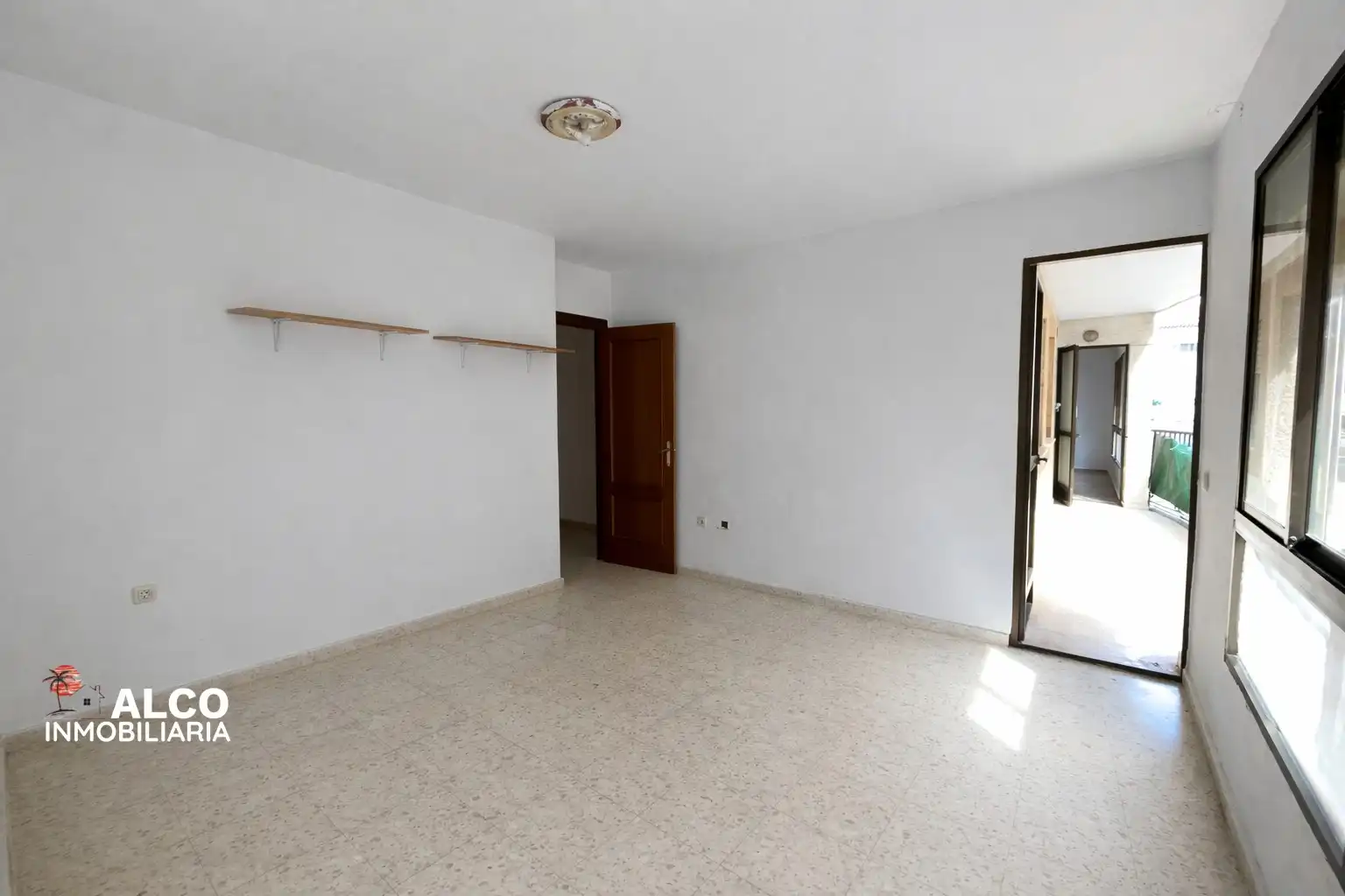 Wohnung zum Verkauf in Vélez-Málaga mit Terrasse und Möbliert