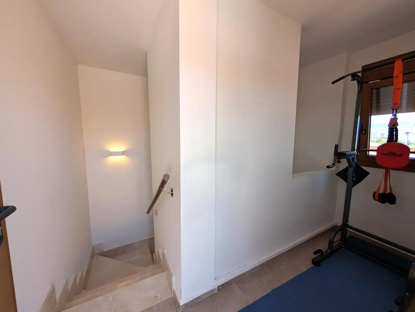 Casa adosada en venta en Calle RIU SEGURA, Castalla
