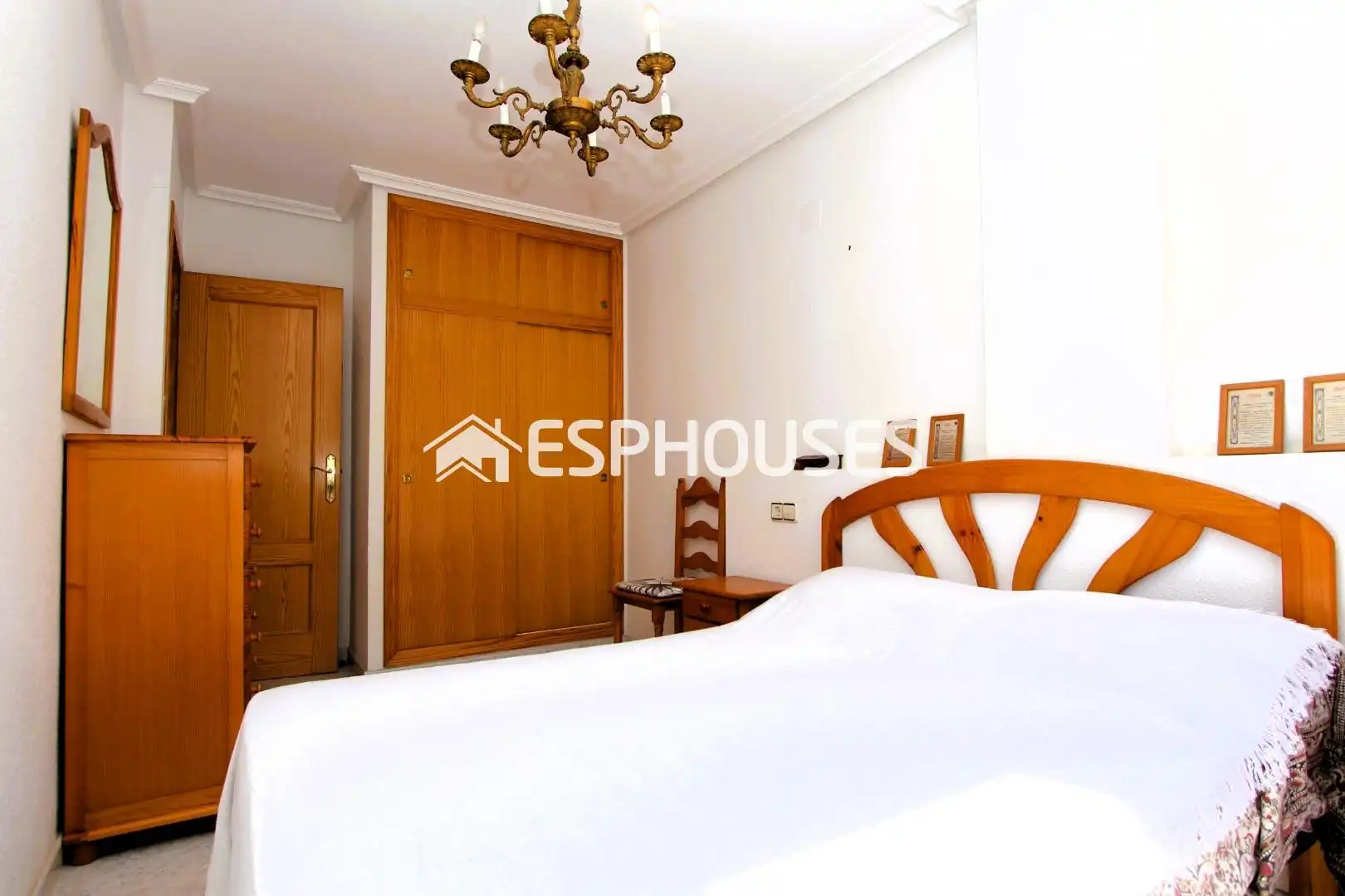 Habitación de Apartamento en venta en Guardamar del Segura con Aire acondicionado, Trastero y Amueblado