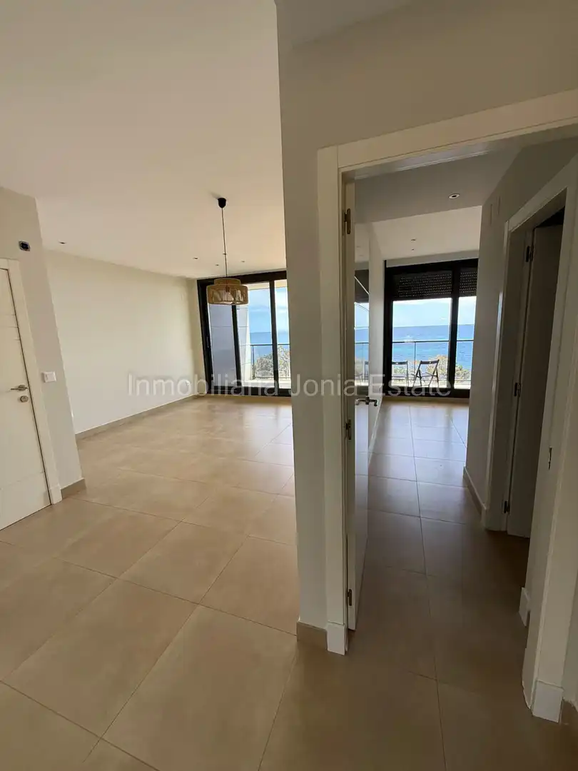 Sala d'estar de Apartament de lloguer en Villajoyosa / La Vila Joiosa amb Aire condicionat, Jardí privat i Terrassa