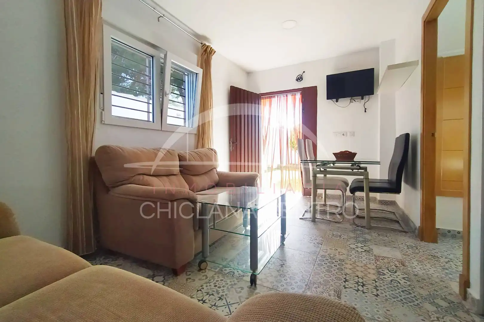 Chalet con piscina en venta en Las Lagunas - Campano, imagen 6