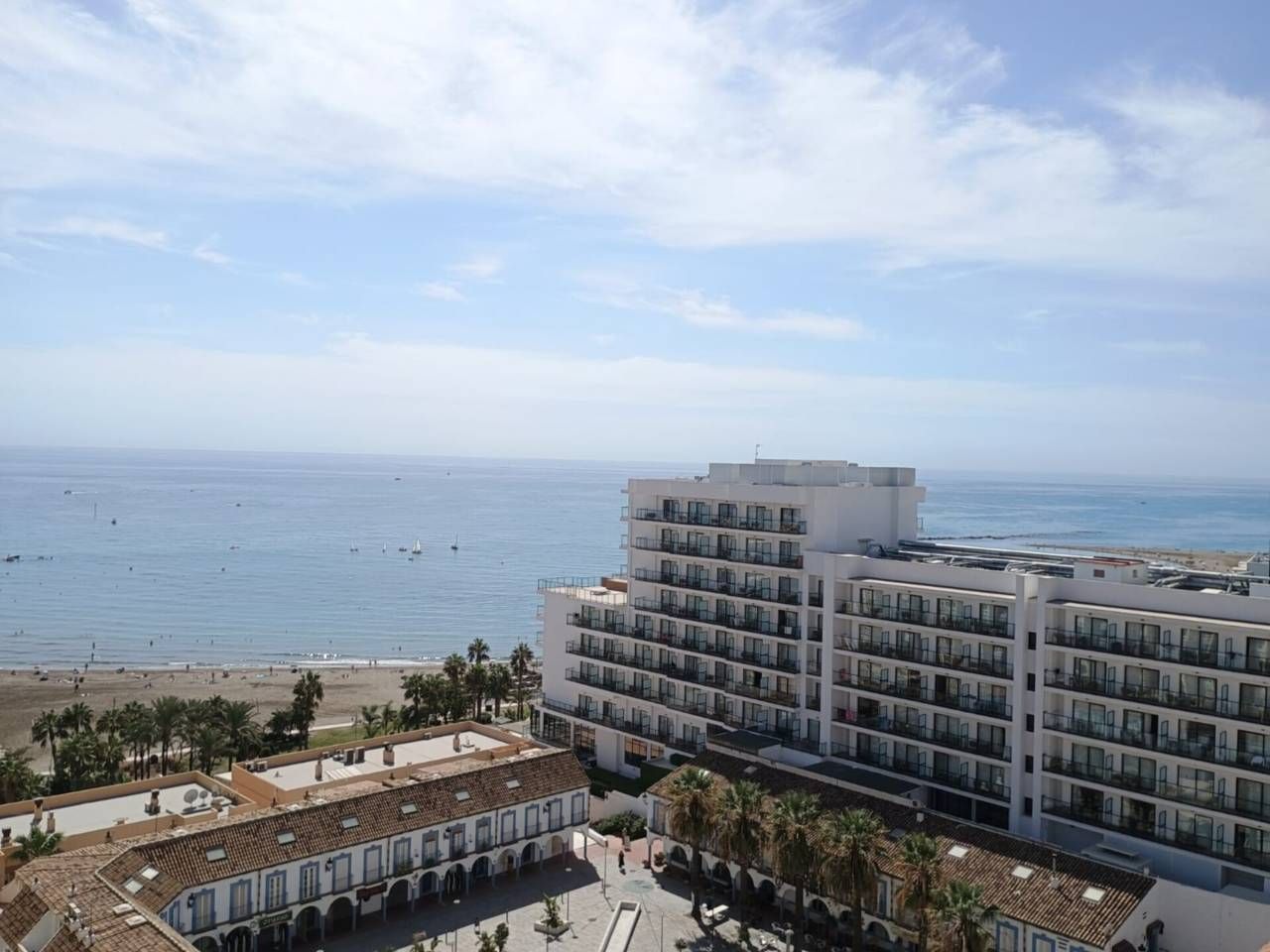 Bedroom of Apartment to rent in Benalmádena  with Terrace, Furnished and Community pool