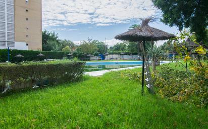 Piscina de Pis en venda en  Sevilla Capital amb Aire condicionat, Terrassa i Balcó