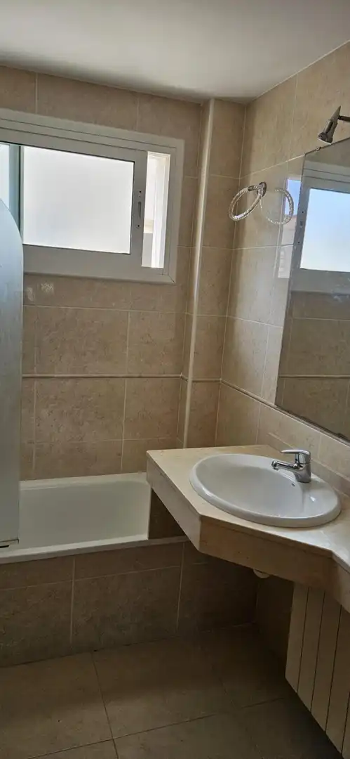 Baño de Apartamento en venta en Calafell con Calefacción, Jardín privado y Terraza