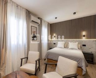 Bedroom of Flat for sale in  Madrid Capital  with Air Conditioner, Heating and Furnished