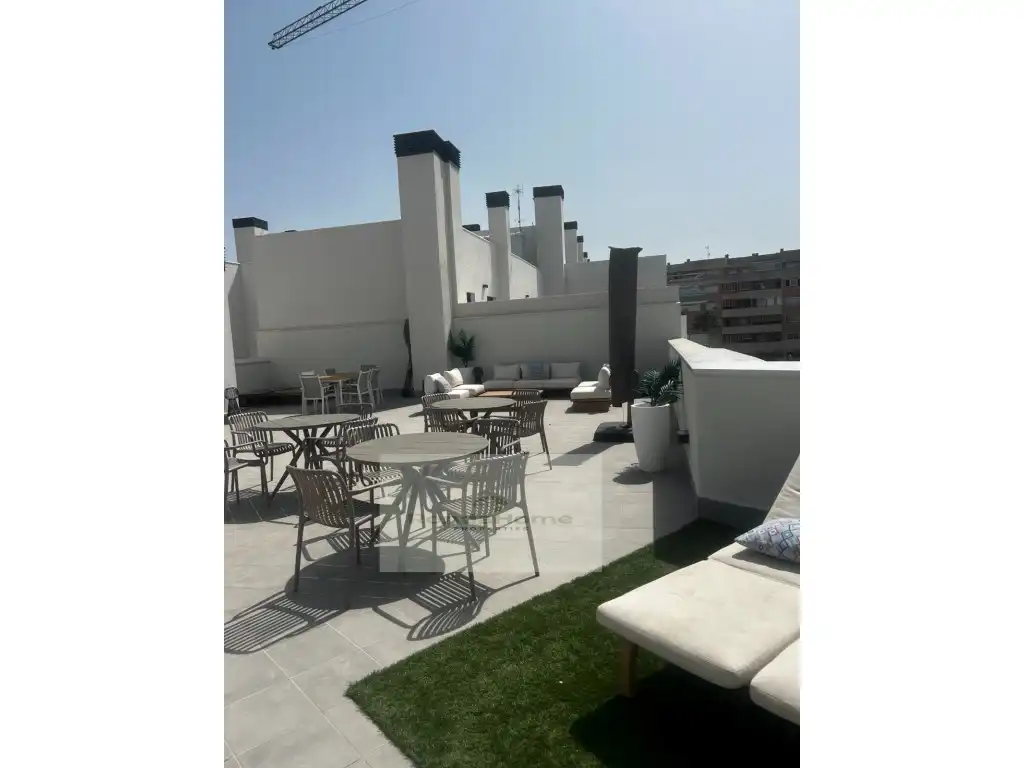 Wohnung zur Miete in Calle Emilio Prados, Los Rios